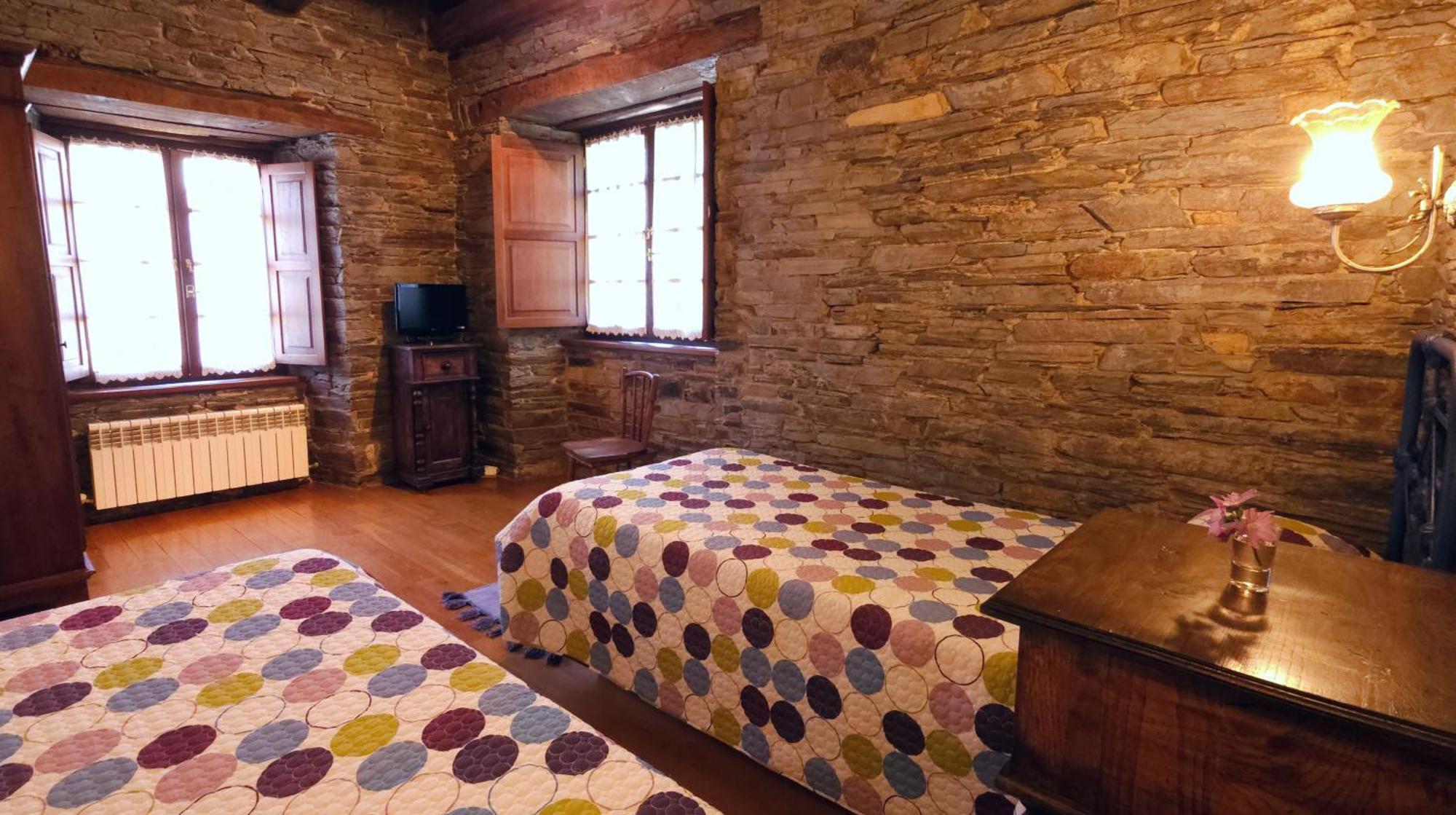 A Casoa II Apartment Santa Eulalia de Oscos Bagian luar foto
